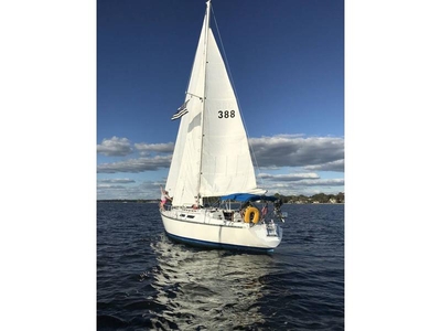 1984 Hunter Cherubini 37 sailboat for sale in Florida