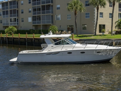 2003 Tiara Yachts 35