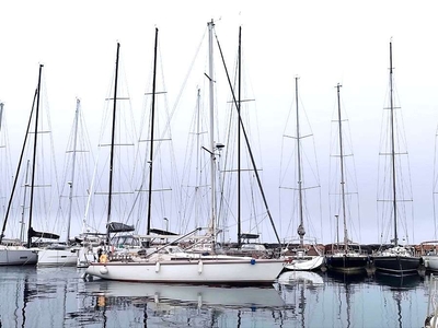 Amel Santorin (sailboat) for sale