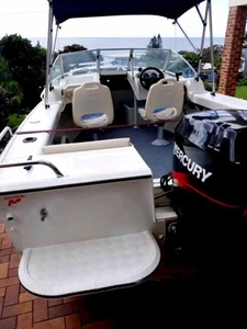 Powerboat for sale Savage Sports Fisherman $18,500 Negotiable