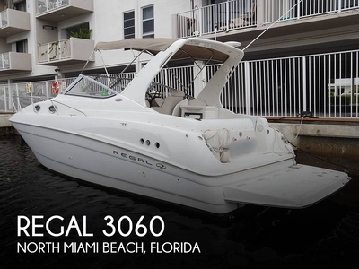 Regal 3060 Commodore (powerboat) for sale