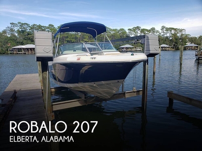 Robalo R207 (powerboat) for sale
