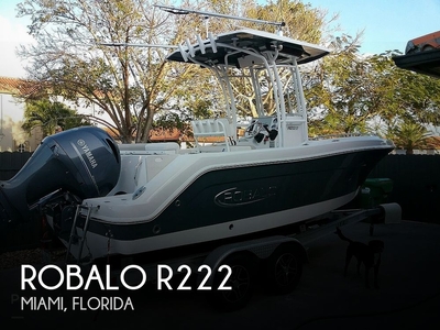 Robalo R222 (powerboat) for sale