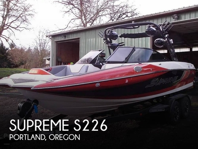 Supreme S226 (powerboat) for sale