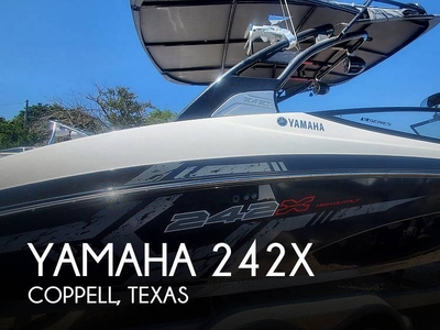 Yamaha 242X (powerboat) for sale
