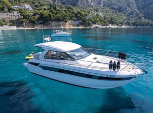 Provence-Alpes-Cote-d'Azur, BAVARIA, Sport Yacht