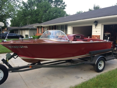 1991 Custom Craft 60s Style Runabout Woodie, V8 Flathead Engine, No Soak Bottom