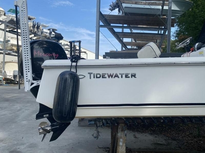 2014 Tidewater 2000Carolina Bay powerboat for sale in South Carolina