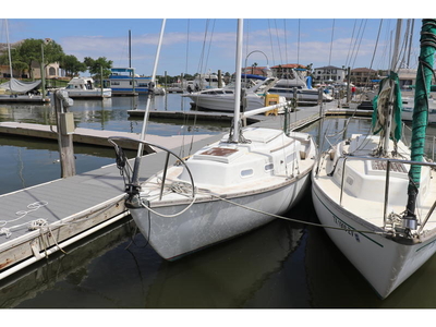 1978 Cape Dory 25 sailboat for sale in Texas