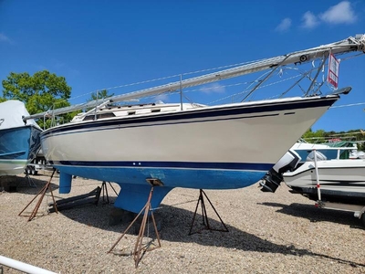 1986 O'Day 28 sailboat for sale in Massachusetts