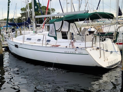 1995 Beneteau Oceanis321 sailboat for sale in Florida