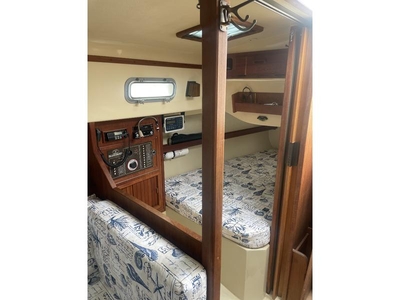 1985 Island Packet IP31 sailboat for sale in New York