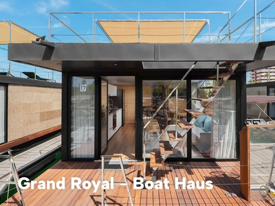 Boat Haus Mediterranean 12X4,5 ROYAL Houseboat