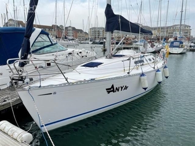 Dufour 32 Classic (2002) for sale