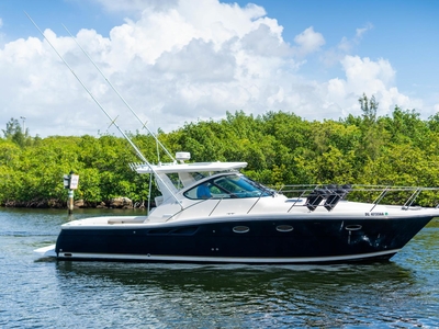 2005 Tiara Yachts 36
