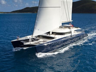 Catamaran sailing super-yacht - HEMISPHERE - Pendennis - ocean cruising / 5-cabin / with open transom
