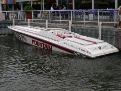 1994 Fountain Lightning powerboat for sale in Michigan
