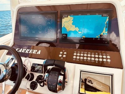 Carrera Boats 320 CC