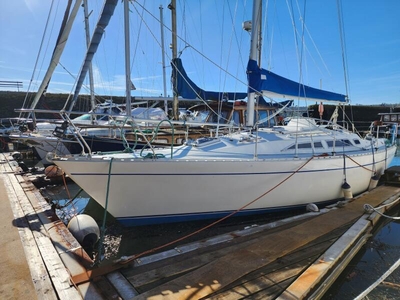 For Sale: 1990 Moody 31 MkII