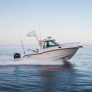 Outboard cabin cruiser - 285 CONQUEST PH - Boston Whaler - twin-engine / with enclosed cockpit / sport-fishing