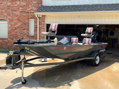 1995 17ft Alumaweld Xpress Fishing Boat With 40hp Evinrude Outboard