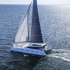 Catamaran sailing yacht - R5 - Ocean Renegade - cruising / with open transom / with bowsprit