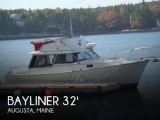 Bayliner 3270 Explorer