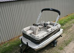 New 14 Ft Pontoon Boat With 25 Hp And Trailer