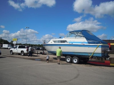 1975 Chris Craft Express powerboat for sale in Minnesota