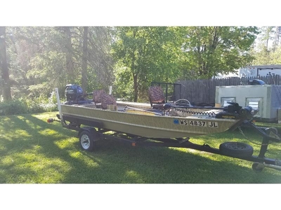 1980 Lund Aluminum Jon Boat powerboat for sale in Wisconsin