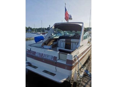 1987 Sea Ray Sundancer powerboat for sale in Rhode Island
