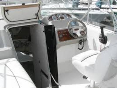 1997 Bayliner 2655 powerboat for sale in Maryland