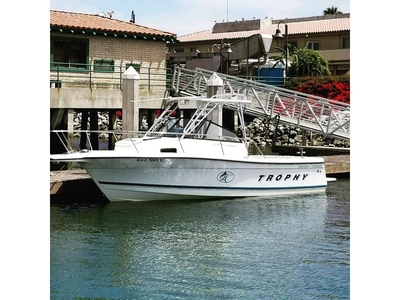 1998 Bayliner trophy powerboat for sale in California