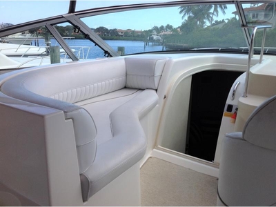 1998 Cruisers 3872 Esprit powerboat for sale in Florida