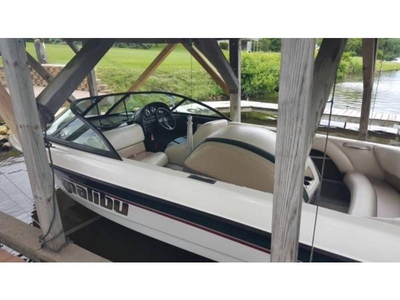 1999 Malibu Response powerboat for sale in Wisconsin