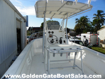 2000 Edgewater 247CC powerboat for sale in Florida
