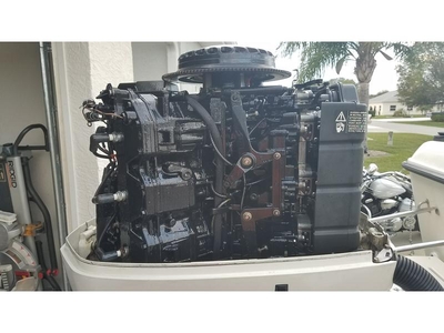 2000 HydraSports Sea Horse powerboat for sale in Florida
