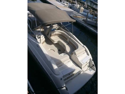 2001 Regal 2850 LSC powerboat for sale in Massachusetts