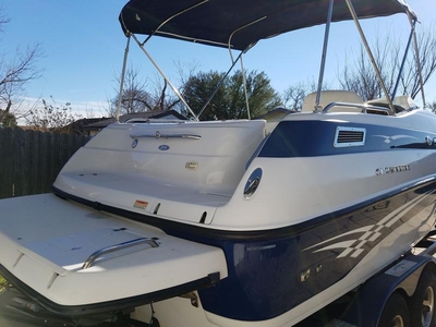 2002 Crownline 212 DB powerboat for sale in Texas