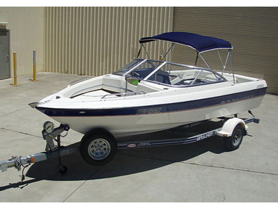 2005 Bayliner 195 CL powerboat for sale in New Jersey