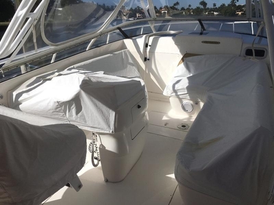 2007 Intrepid 39 Sport Yacht Cuddy powerboat for sale in Florida