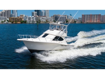 2013 Tiara 3900 Convertible powerboat for sale in Florida