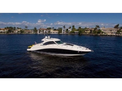 2015 Sea Ray 580 Sundancer powerboat for sale in Florida