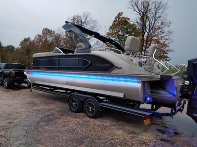 2017 Manitou Legacy SHP 575 Pontoon powerboat for sale in New York