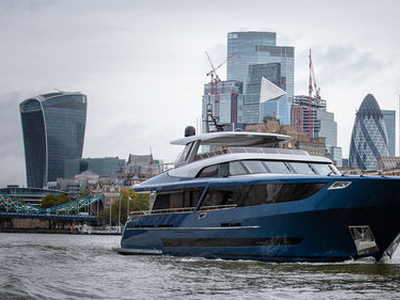 Cruising super-yacht - BLUE JEANS - Van der Valk Shipyard - raised pilothouse / 4-cabin / aluminium