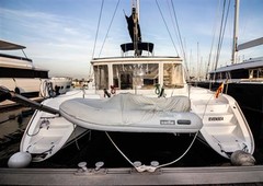 lagoon 440 for sale in spain for 350.000 303.875