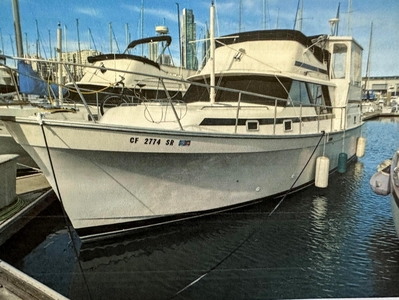 1985 Mainship 36 Double Cabin | 39ft