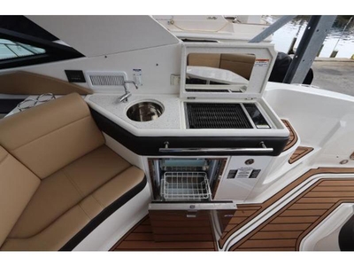 2019 Sea Ray Sundancer powerboat for sale in Florida