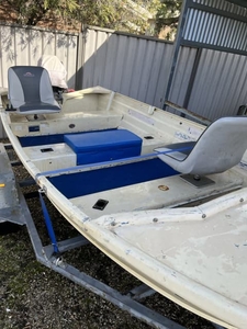 Aluminum fishing boat with trailer