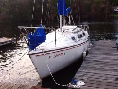 1985 Catalina 25 sailboat for sale in New York
